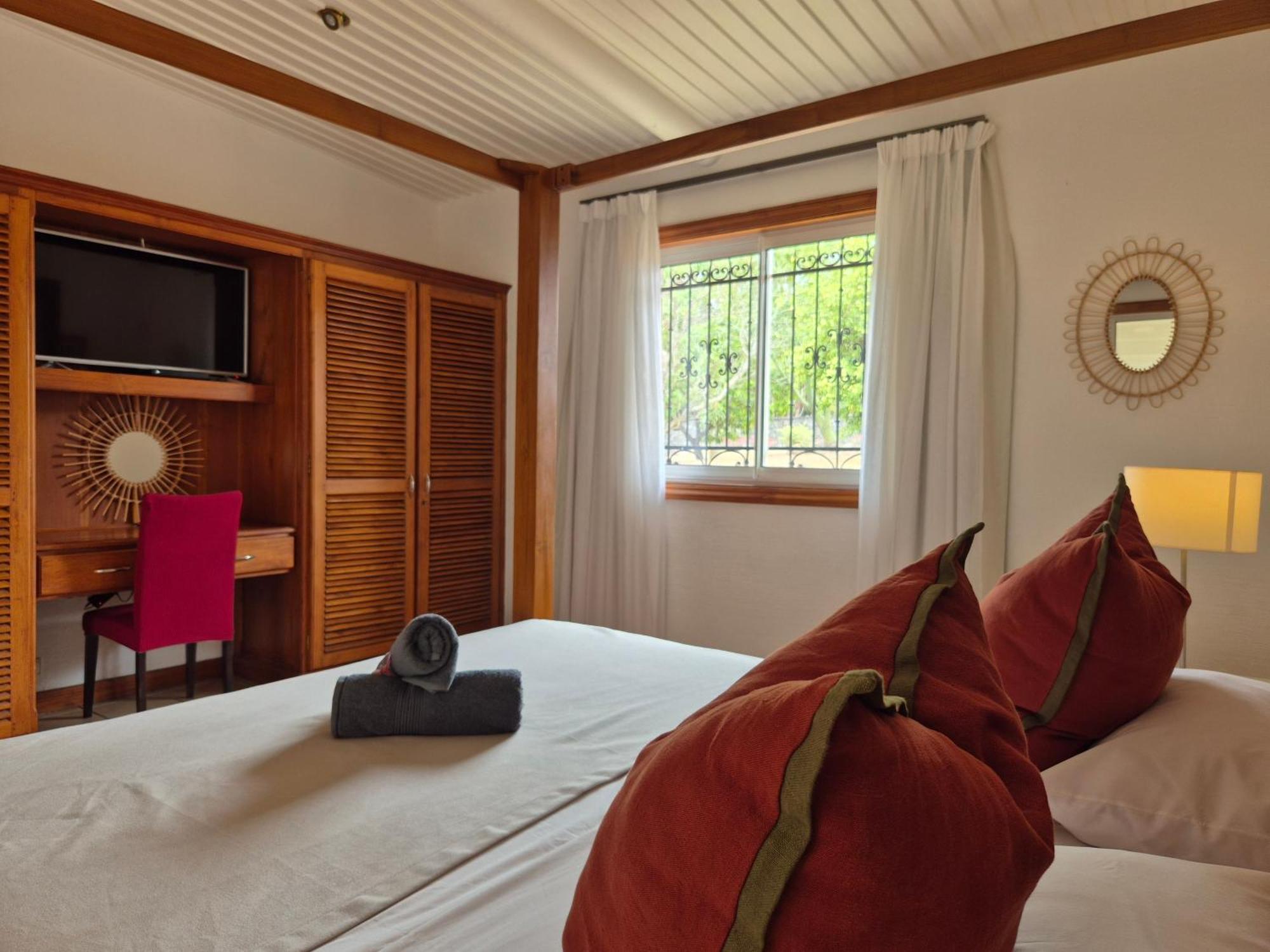 Shanti Ghar Guest House Tamarin Bagian luar foto