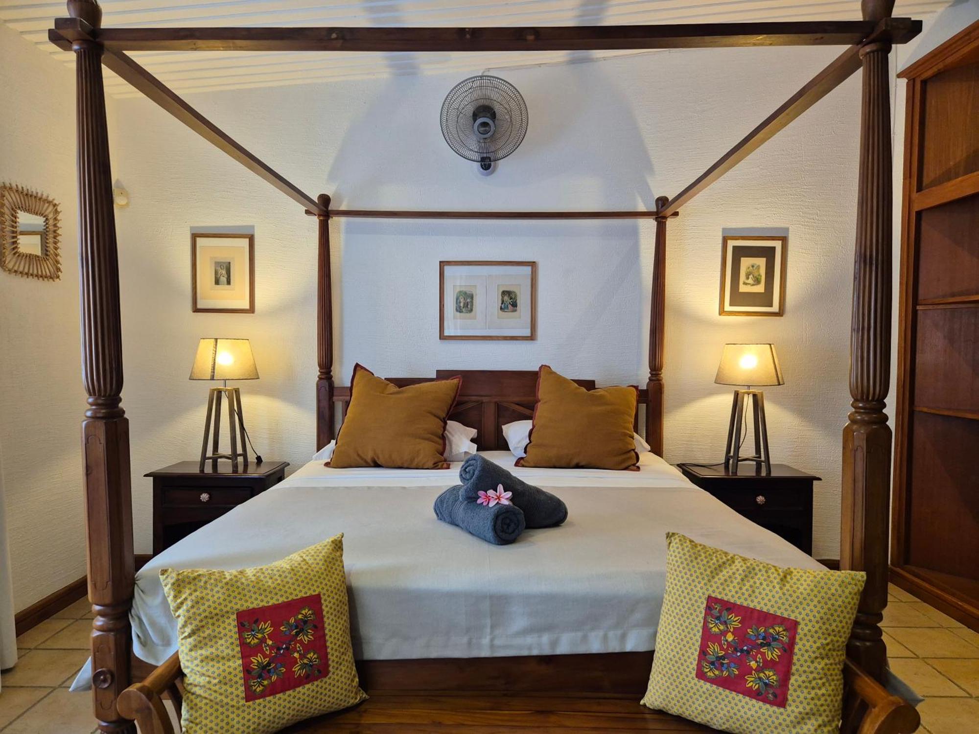 Shanti Ghar Guest House Tamarin Bagian luar foto