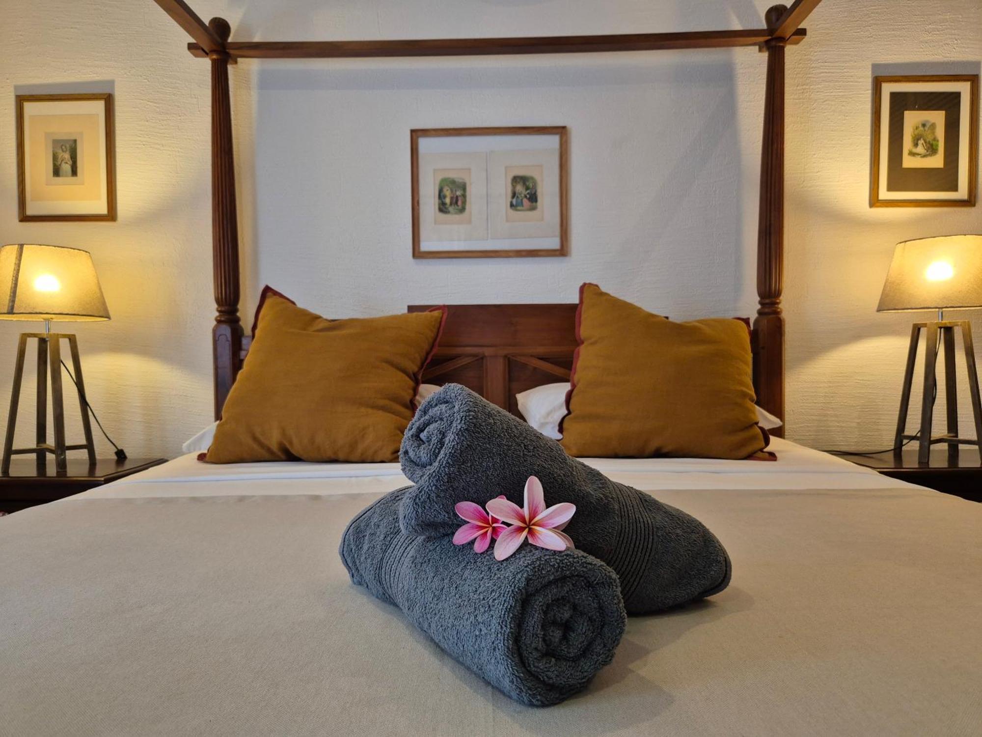 Shanti Ghar Guest House Tamarin Bagian luar foto