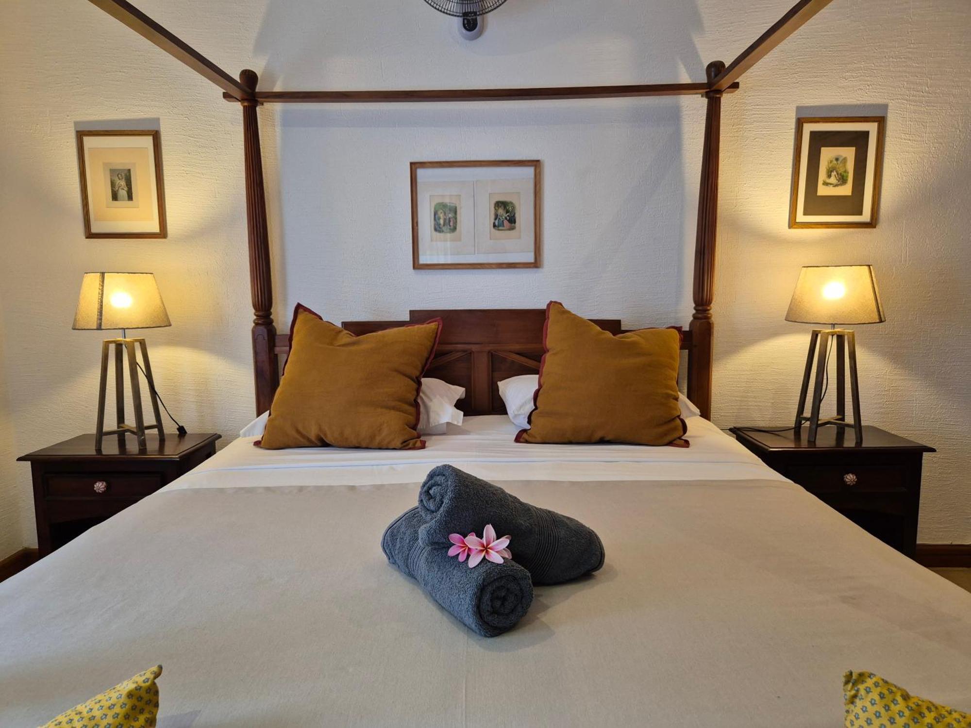 Shanti Ghar Guest House Tamarin Bagian luar foto